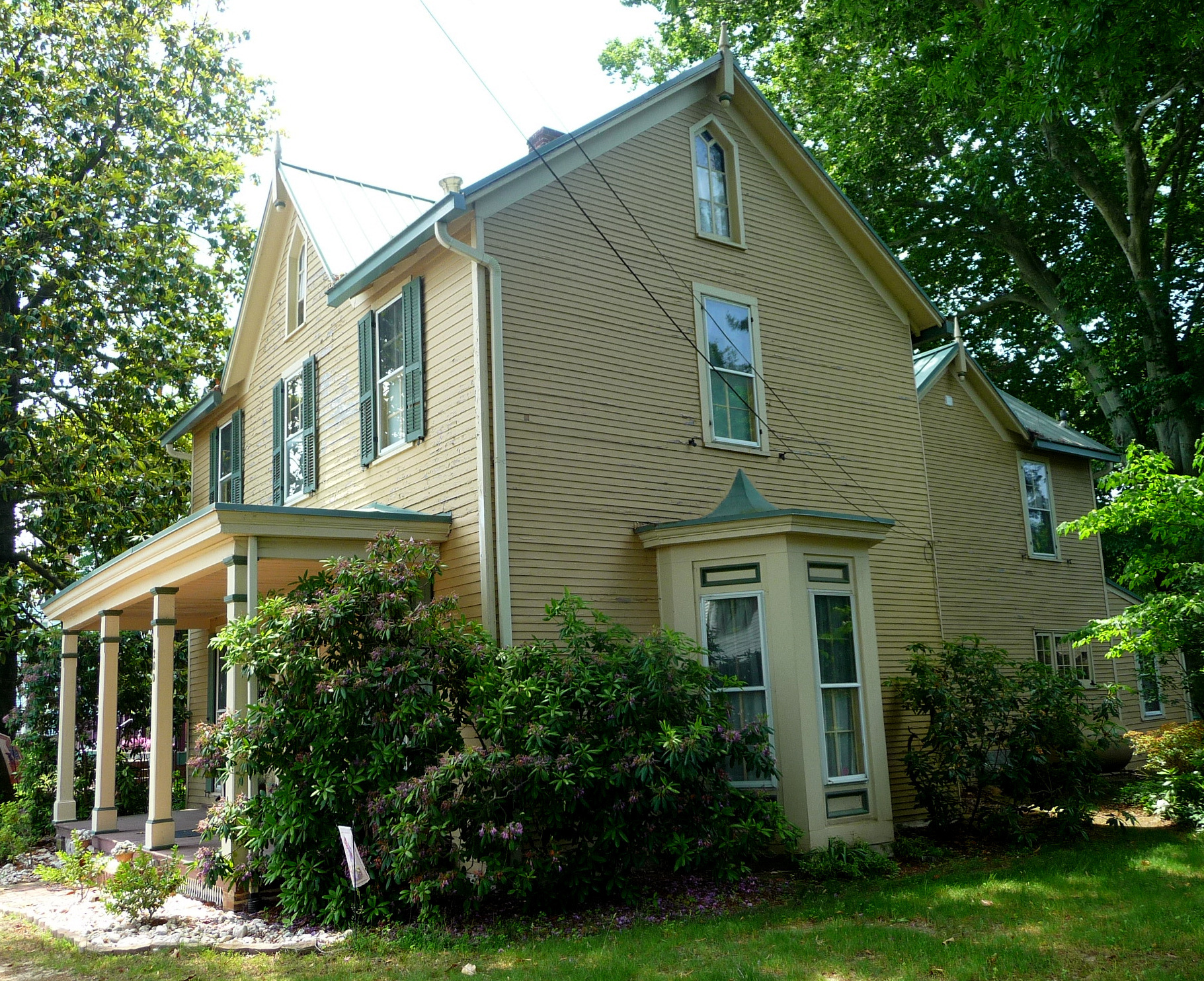 Restored Historic Home in Vibrant Delaware Village